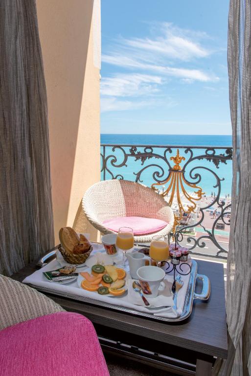 Hôtel Le Royal Promenade des Anglais - Resim 43