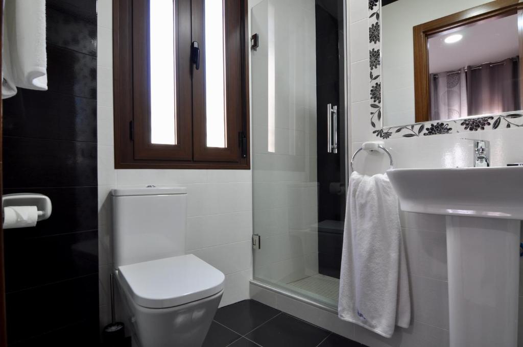 Koupelna v ubytování Hostal Almanzor