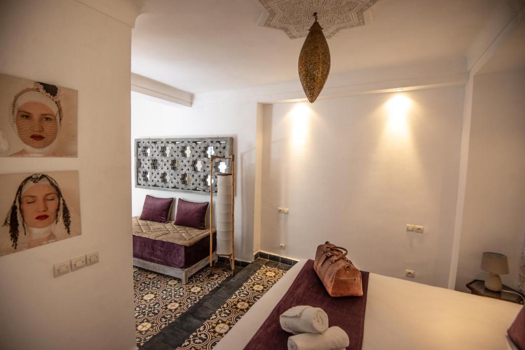 Postel nebo postele na pokoji v ubytování Riad Dar Tmania