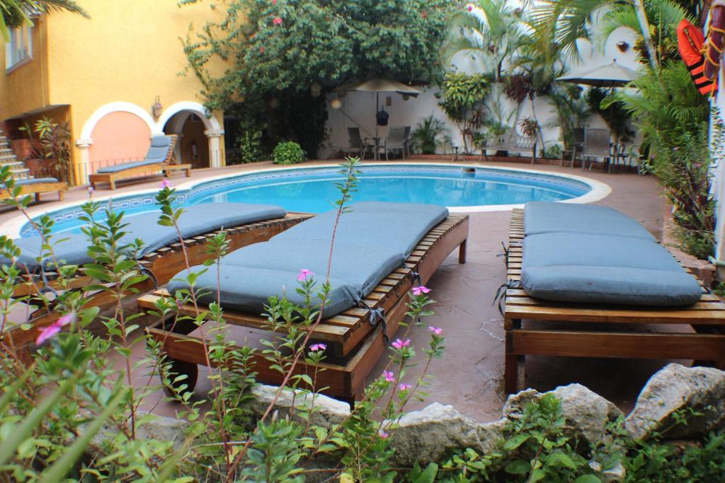 Kolam renang di atau dekat dengan Suites Cancun Center