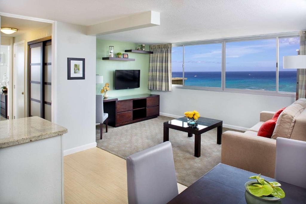 Aqua Skyline at Island Colony, Honolulu – Updated 2024 Prices
