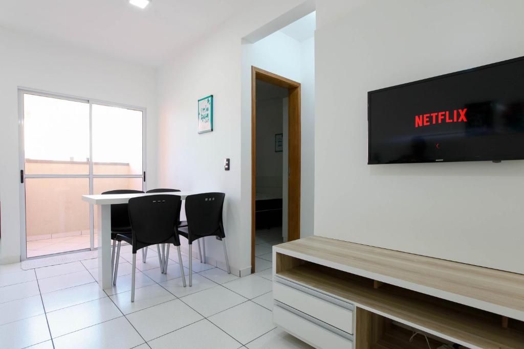  Sun Way Apartamento com piscina e churrasqueira.