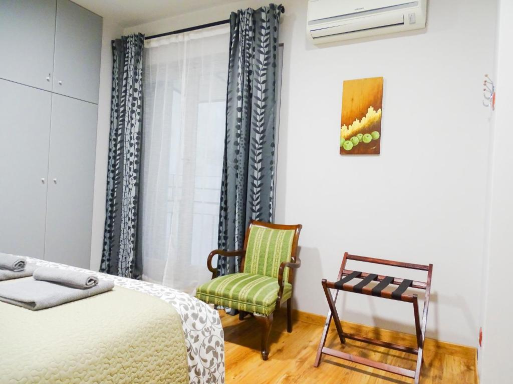 Posteľ alebo postele v izbe v ubytovaní Athens Center Spacious Luxury Apartment