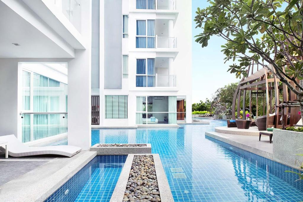 Bazén v ubytování Mida De Sea Hua Hin - SHA PLUS nebo v jeho okolí