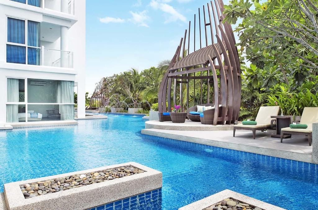 Bazén v ubytování Mida De Sea Hua Hin - SHA PLUS nebo v jeho okolí