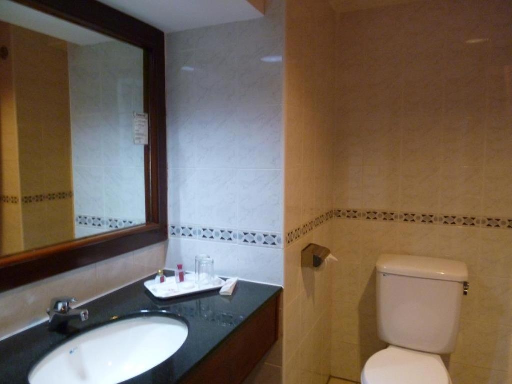Koupelna v ubytování GOCOS Hotel