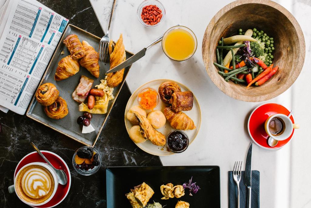 A for Athens - Resim 35