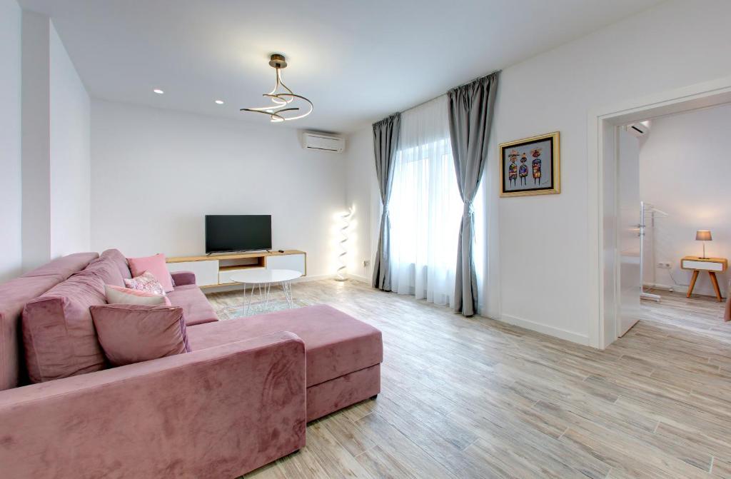 Lofty apartments - One-Bedroom Apartment