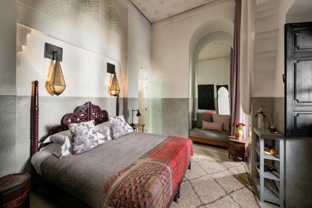 Postel nebo postele na pokoji v ubytování 72 Hotel & Spa