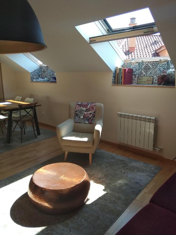 Posedenie v ubytovaní Apartamento Conde Luna
