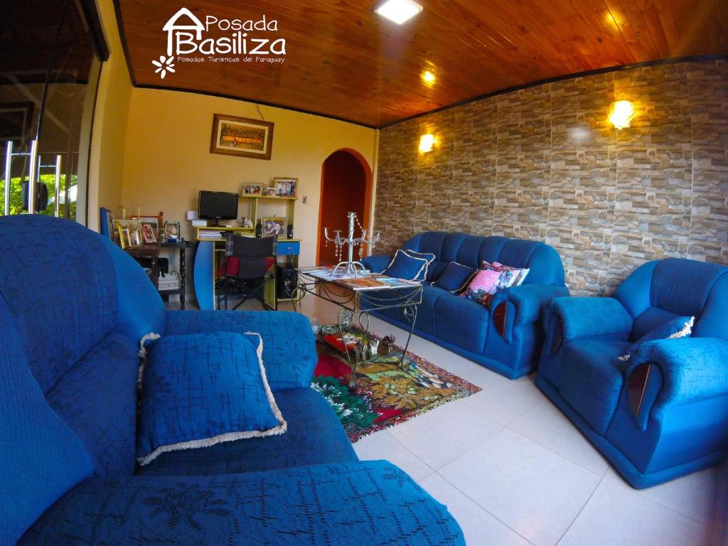 Zona de estar de Posada Basiliza, Encarnación PY