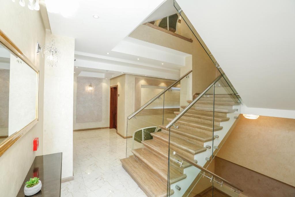 Fotografie z fotogalerie ubytování Oxford hotel v destinaci Tirana