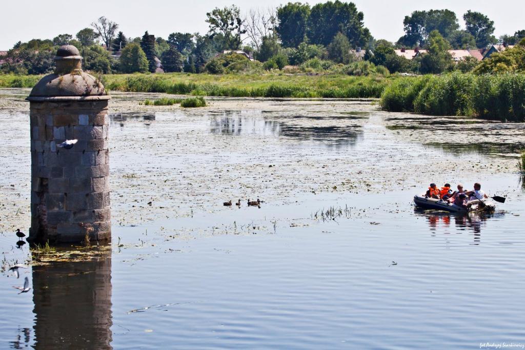 Výhled na řeku, která protéká v blízkosti hostelu