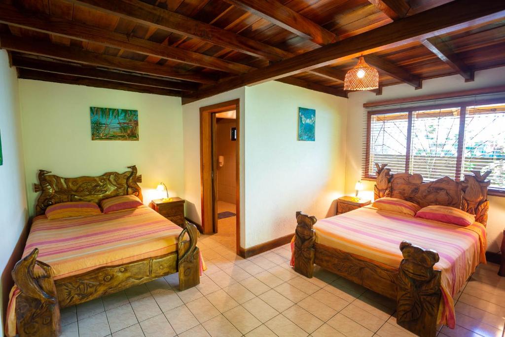 Room at Bungalows Calalu