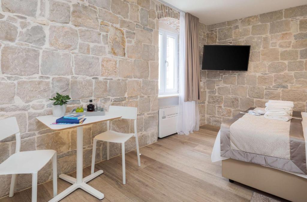 Mediterra Residence - 8