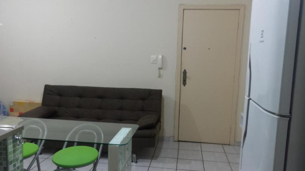  Apartamento Mobiliado Canto do Forte Kit