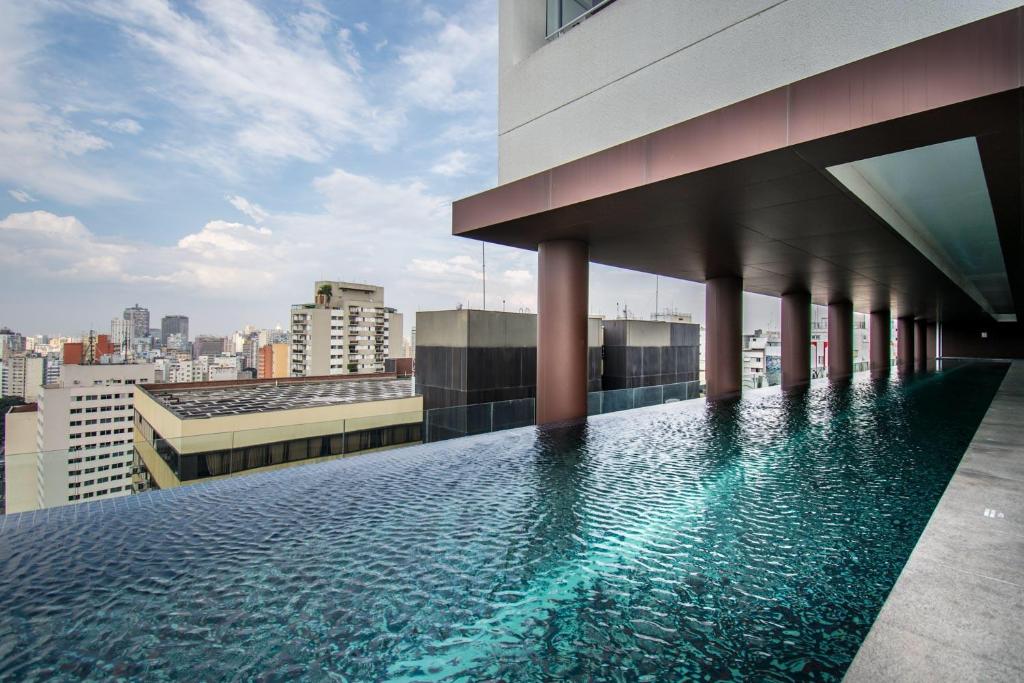  Grechi's London SP Residence