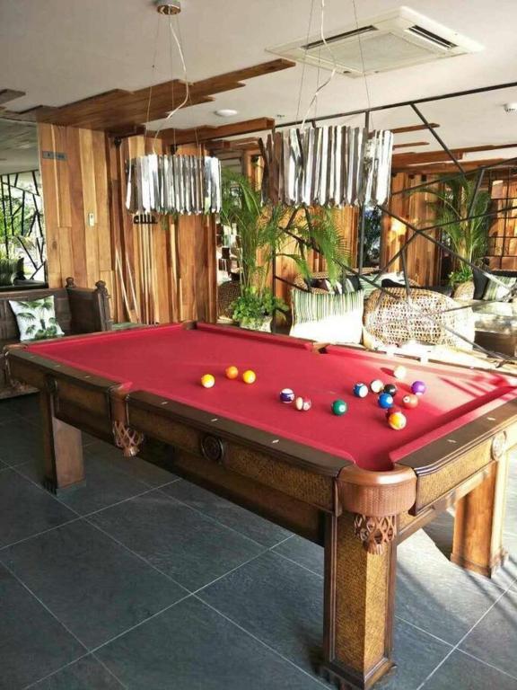 Biliár nebo kulečník v ubytování Pattaya Private Beach Luxury Home