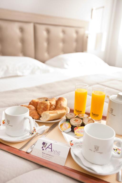 Hôtel Anne De Bretagne - Трехместный номер