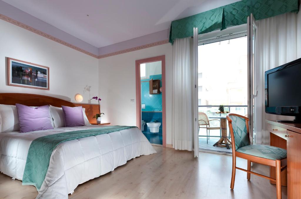 Hotel Lungomare - Dreibettzimmer