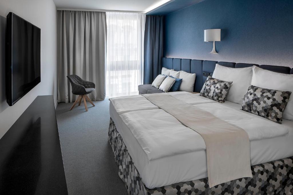 Urban Creme - Resim 32