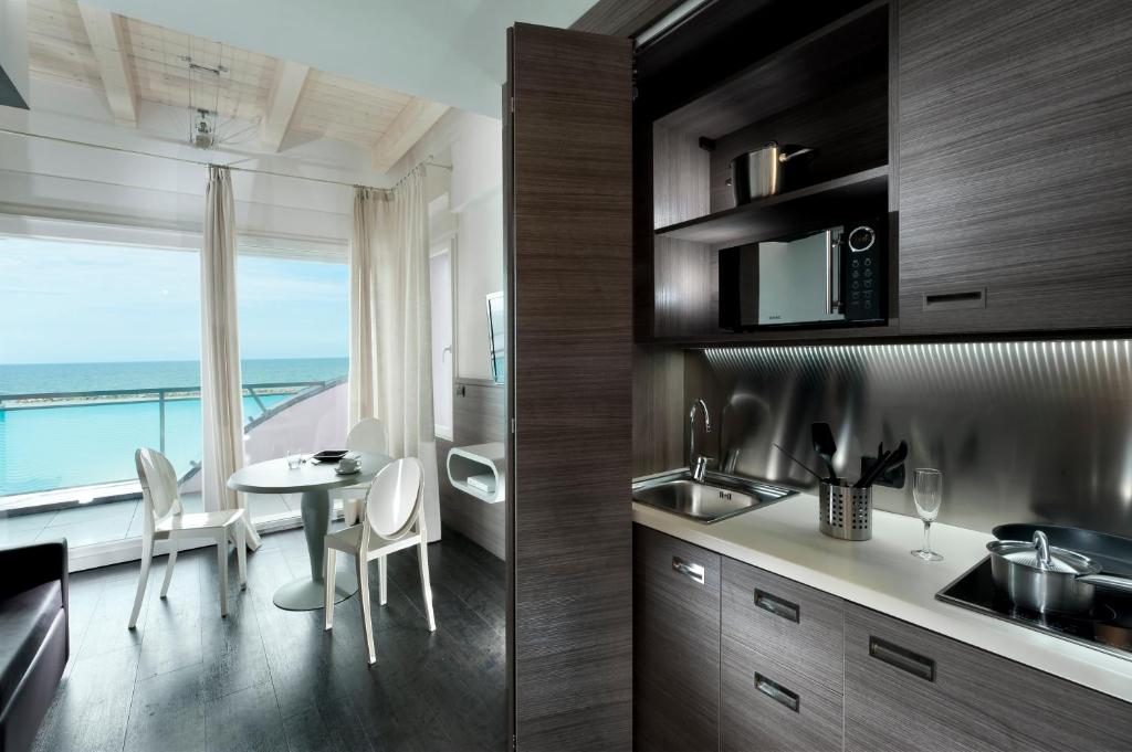 Hotel Lungomare - Familiensuite Mit Meerblick