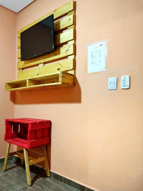  HOTEL KISS - TABOÃO DA SERRA