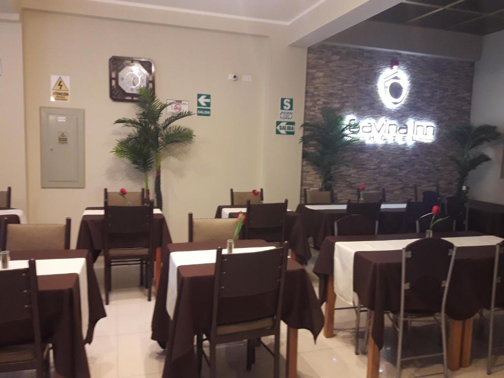 Posezení v ubytování Gavina Inn Hotel