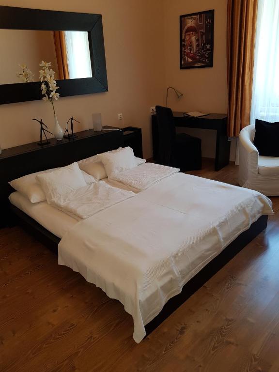 Posteľ alebo postele v izbe v ubytovaní Connection Guesthouse