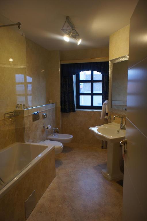 Vannituba majutusasutuses Hotel Actum