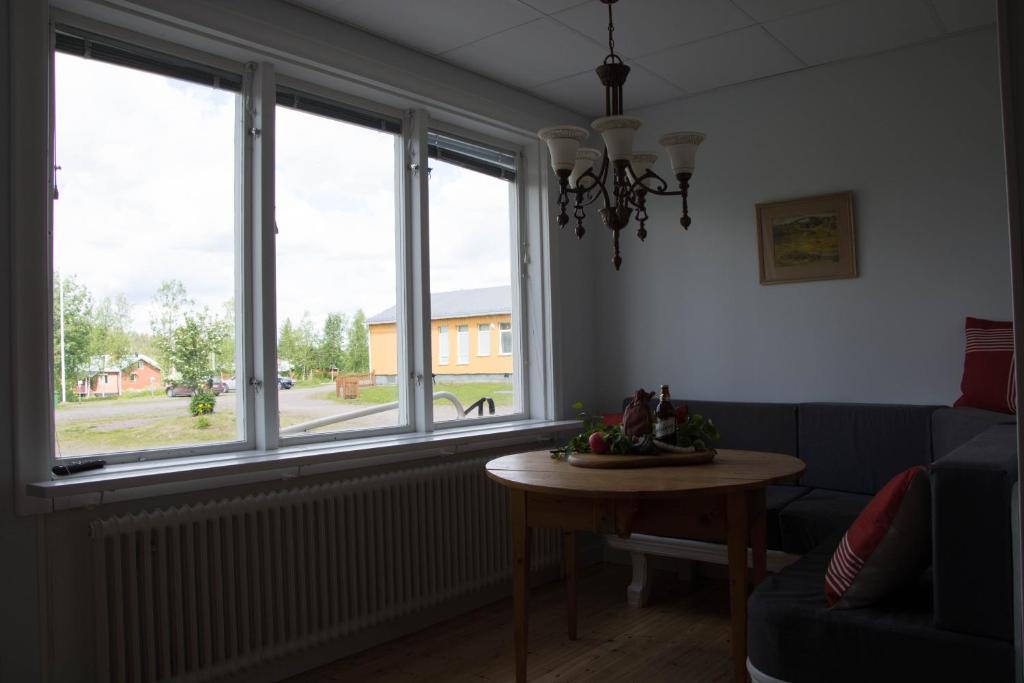 Posezení v ubytování Lannavaara Lodge