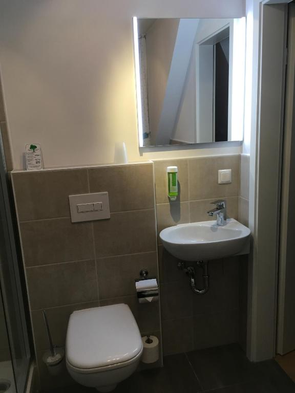 Koupelna v ubytování Hotel Alt Annaberg