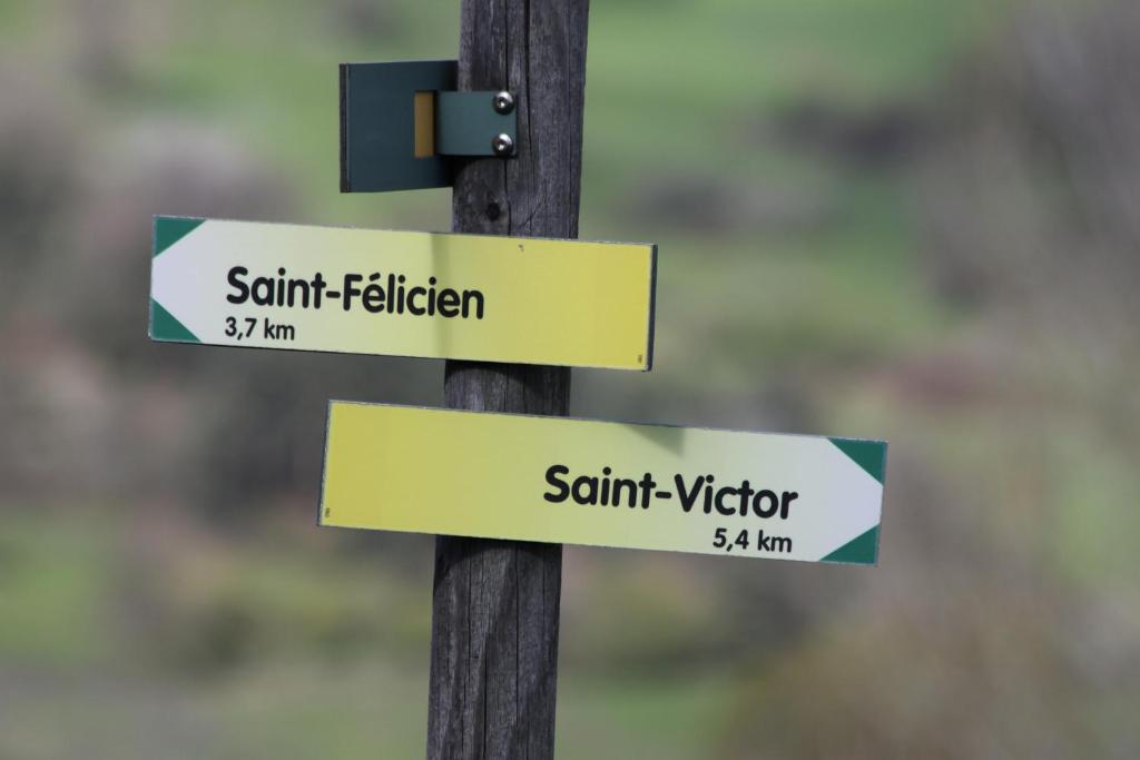 Certifikát, hodnocení, plakát nebo jiný dokument vystavený v ubytování La Bastide de Fontaille