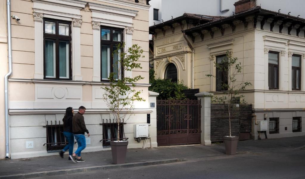 Little Bucharest mansion next to Parliament Palace - Resim 26
