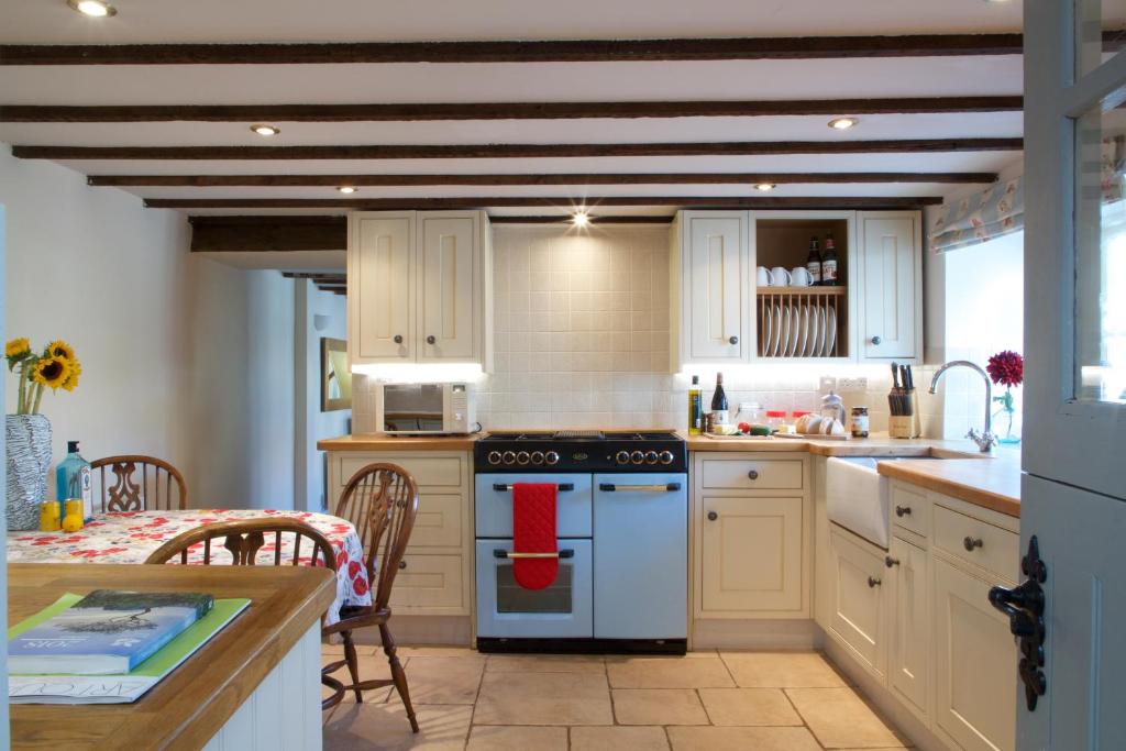Gallery image of Strawberry Cottage in Cheddar