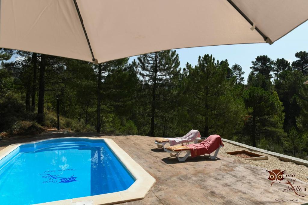 The swimming pool at or close to Casa el Autillo l