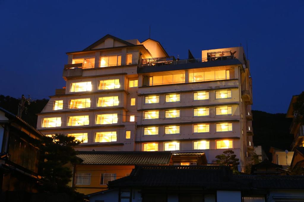 Budova, kde se ryokan nachází