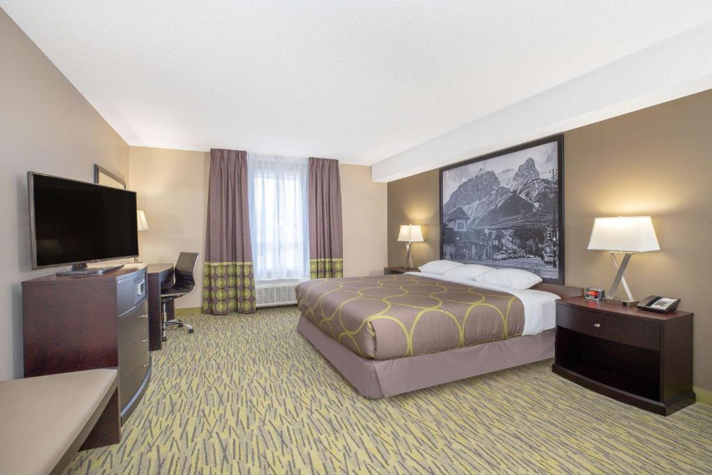 Super 8 by Wyndham Canmore - Resim 14