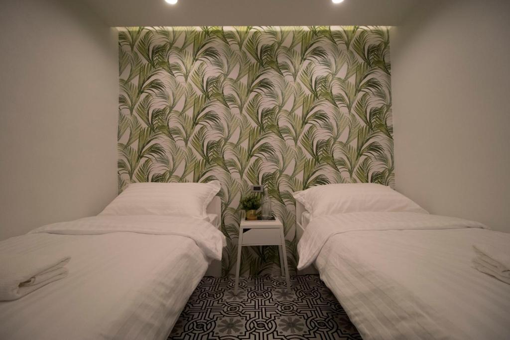 The LOL Elephant Hostel - 17