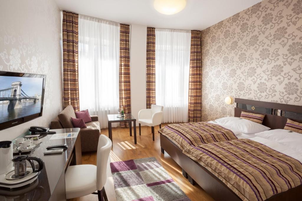 Hotel Trinity - Resim 11