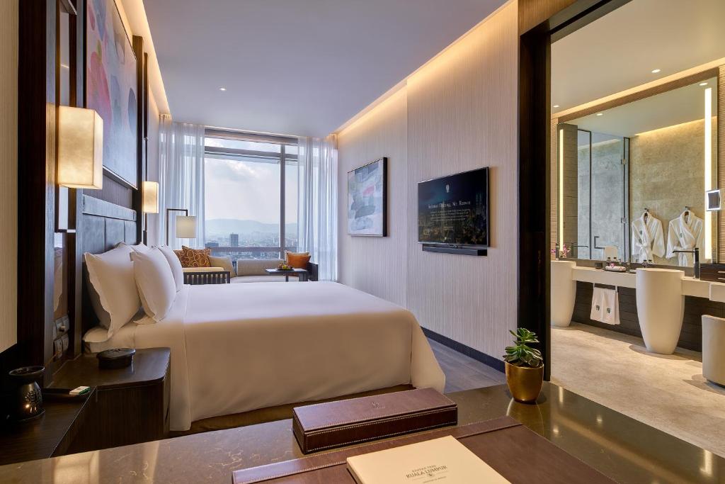 Banyan Tree Kuala Lumpur photo