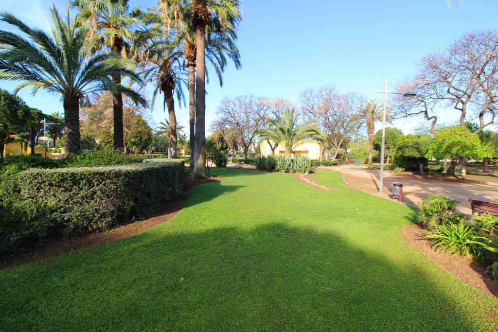 Vonkajšia záhrada v ubytovaní Global Properties, El Coquetón - Bonito y tranquilo apartamento en Canet playa