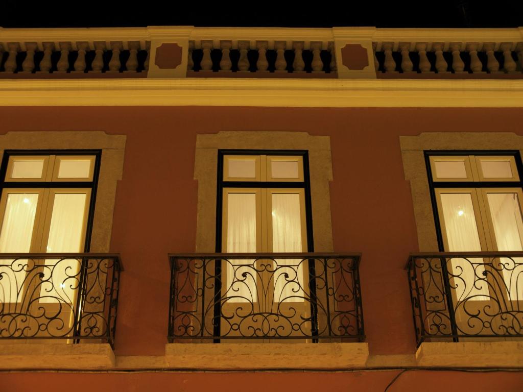 image.title Cacilhas Guest Apartments: Your Riverside Retreat