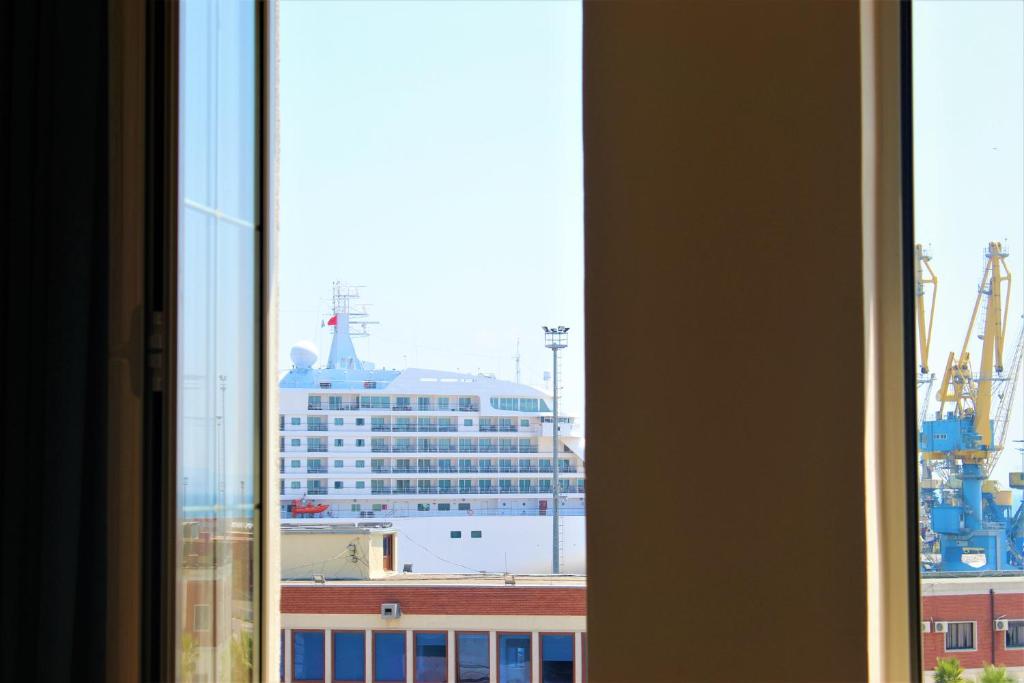 Fotografie z fotogalerie ubytování Hotel Veliera v destinaci Durrës