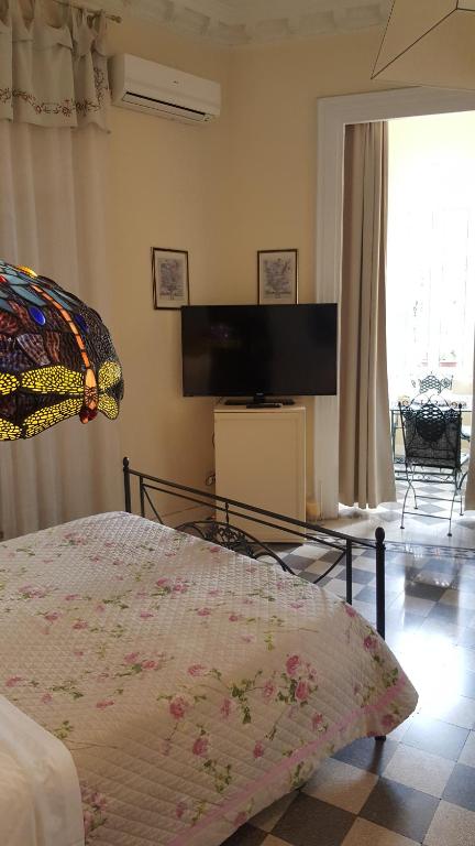 پائولا در تراستور - Paola A Trastevere، پائولا در تراستور