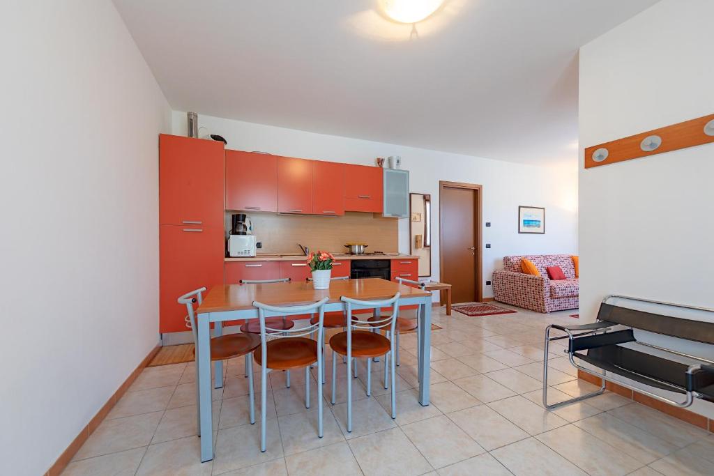 Kuchyňa alebo kuchynka v ubytovaní La Mimosa B03 Apartment by Wonderful Italy