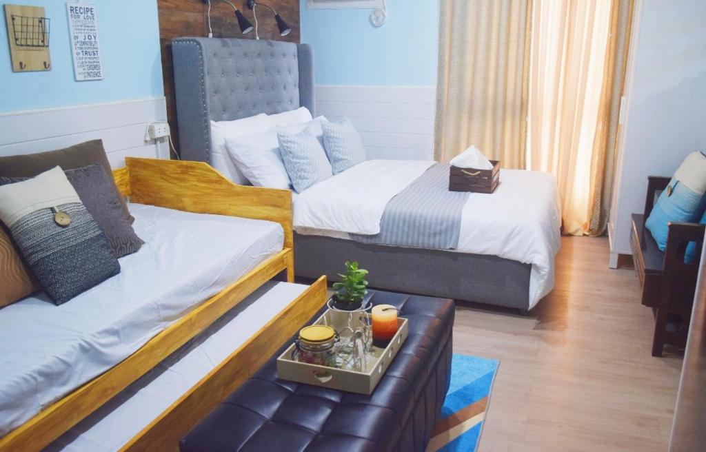 Rustic Industrial theme in front of Trinoma