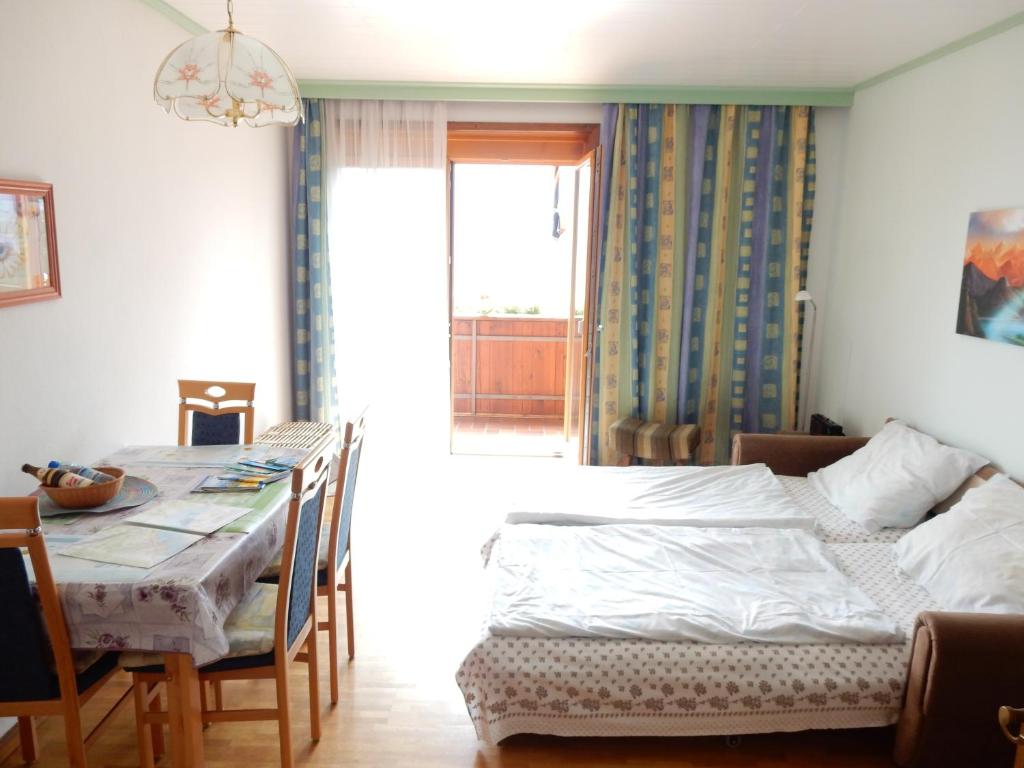 Postel nebo postele na pokoji v ubytování Ferienwohnung Reichmann