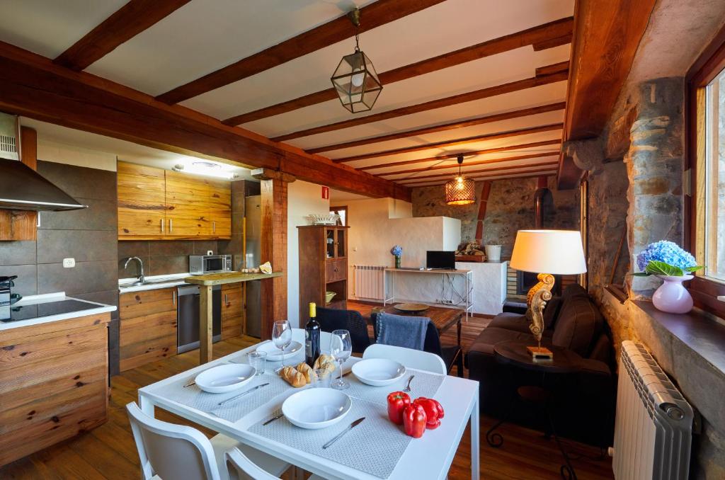 URAIN Suites - Apartments at Flysch-Coast - Apartment With Terrace