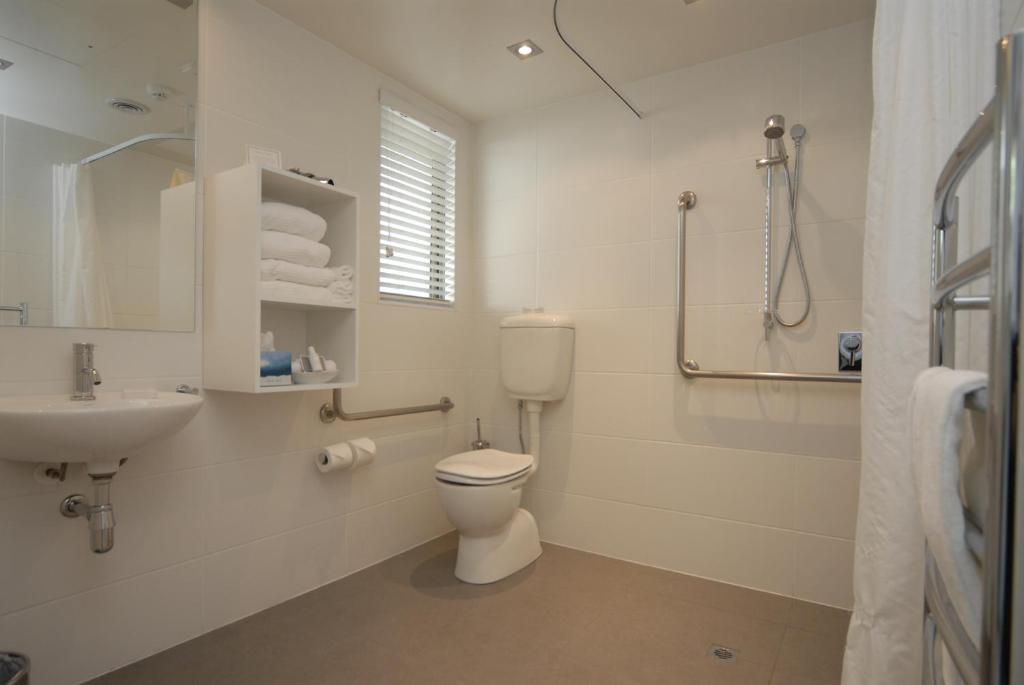 Bluestone On George - Resim 6